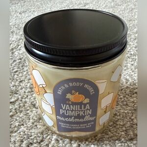 Bath & Body Works Vanilla Pumpkin Marshmallow Candle
